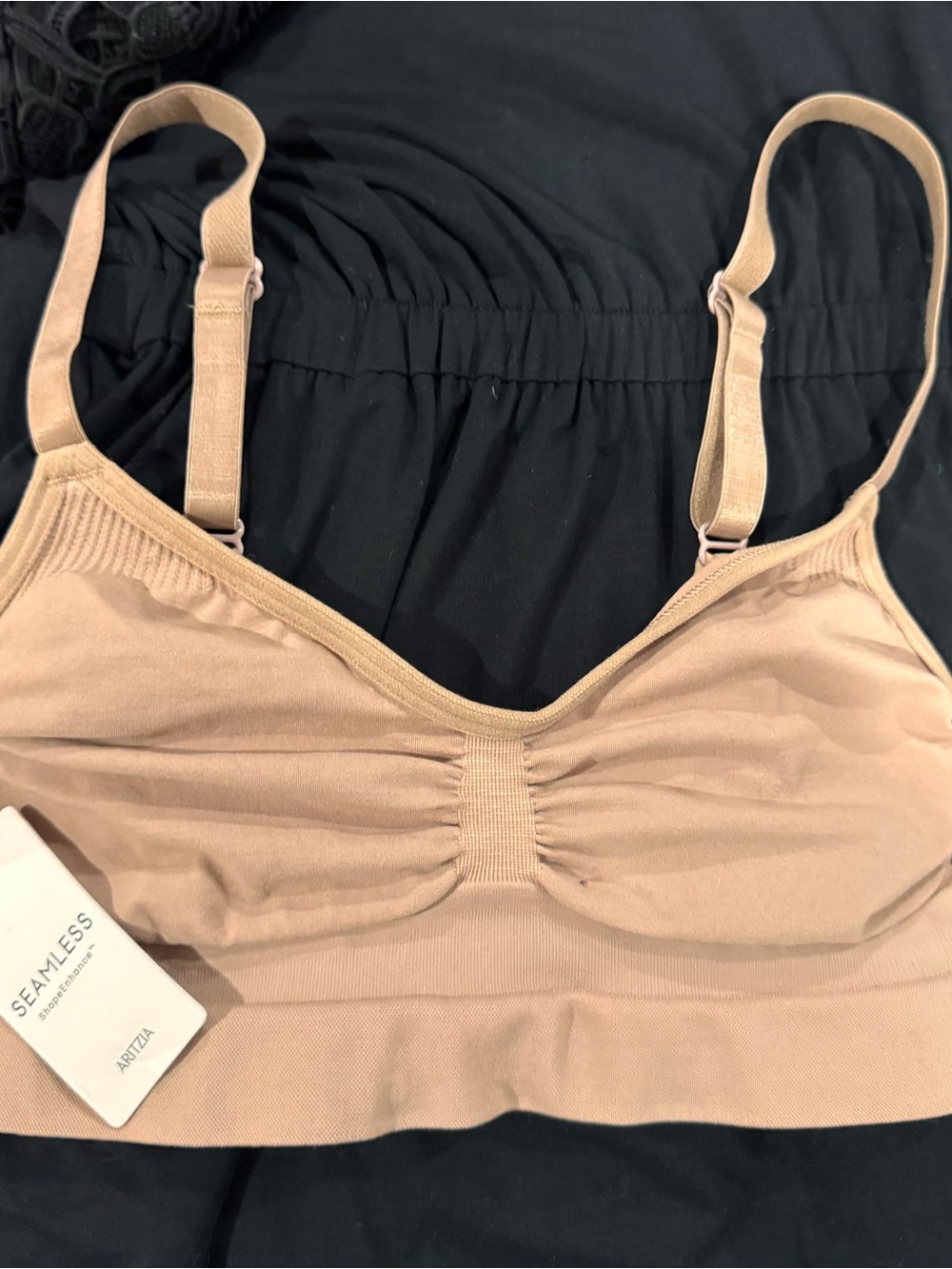 Aritzia Seamless Bralette in Nude Beige